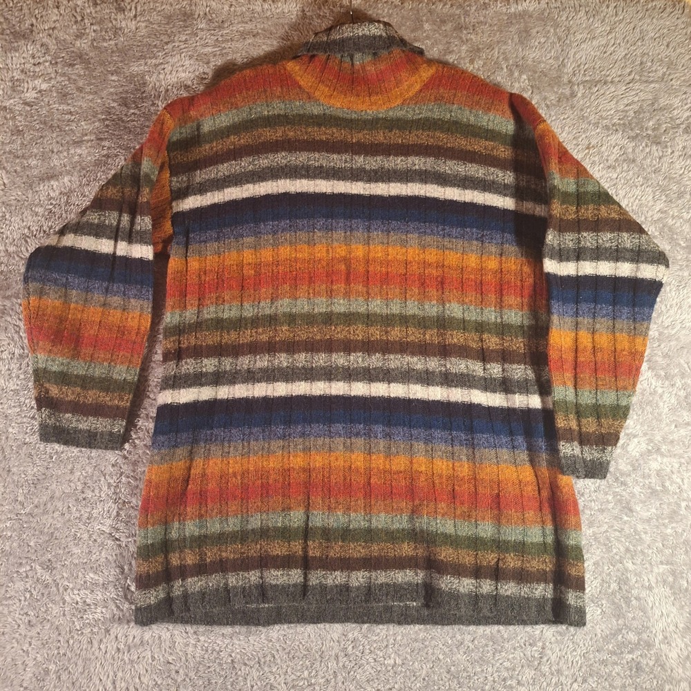 Northern Isles 100% Wool Turtleneck Sweater Size M Striped Colorful Hong Kong